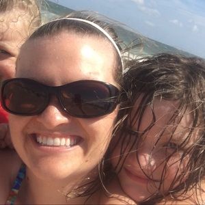 Meet your Posher, Madeline